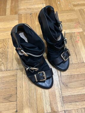 Fending heels size 36
